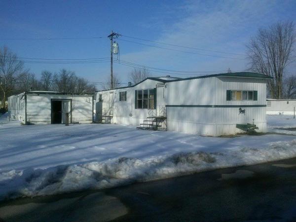 Woodland Mobile Home Park 1511 Coyne Center Road Lot 200Milan, IL 61264