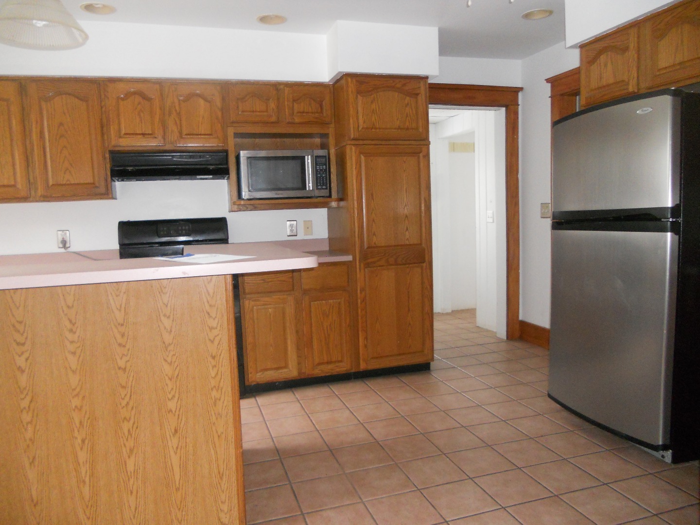 1112 N Cedar StGalesburg, IL, 61401Knox County