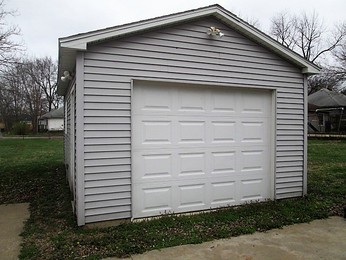1102 Dell AvePekin, IL, 61554Tazewell County