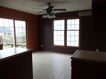 2814 Rocksbury DrBloomington, IL, 61705Mclean County