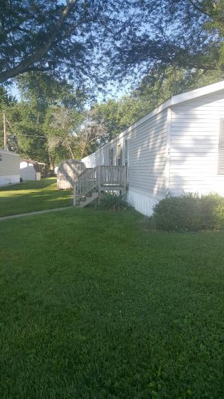 Redwood 15242 E 1830 North Rd #17Pontiac, IL 61764