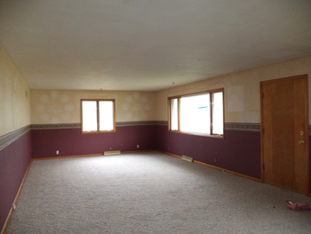 213 S Division StStanford, IL, 61774Mclean County