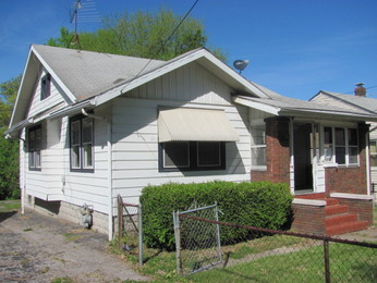 2870 Hillcrest AveAlton, IL, 62002Madison County