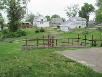 210 W Elm StAlton, IL, 62002Madison County