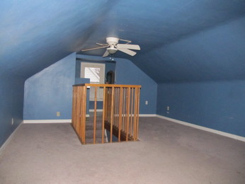 2310 Valleyview DrAlton, IL, 62002Madison County