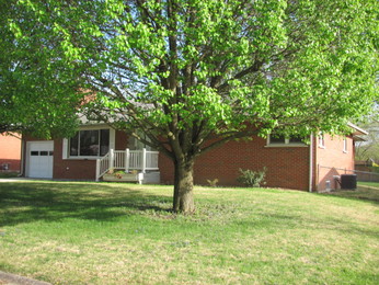 813 Pardee RdGodfrey, IL, 62035Madison County