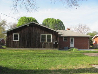 813 Pardee RdGodfrey, IL, 62035Madison County