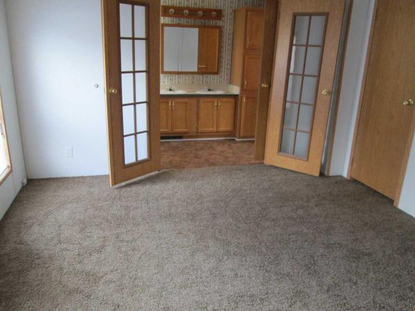 Arapaho Village Manufactured Housing Community 106 Arapaho DriveBelleville, IL 62220