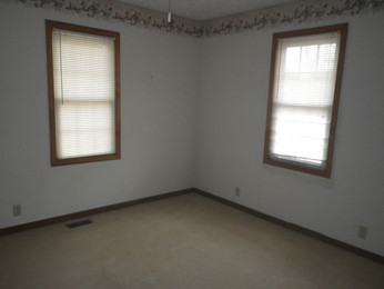 711 13th StCarlyle, IL, 62231Clinton County