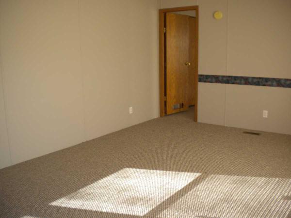 Stoneybrook Manufactured Home Community 205 CreekDupo, IL 62239
