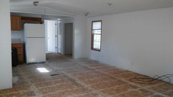 Northbrook Mobile Home Community 3430 N. Peoria Rd. Lot 62Springfield, IL 62702