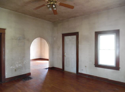 108 W Polk StAlexandria, IN, 46001Madison County