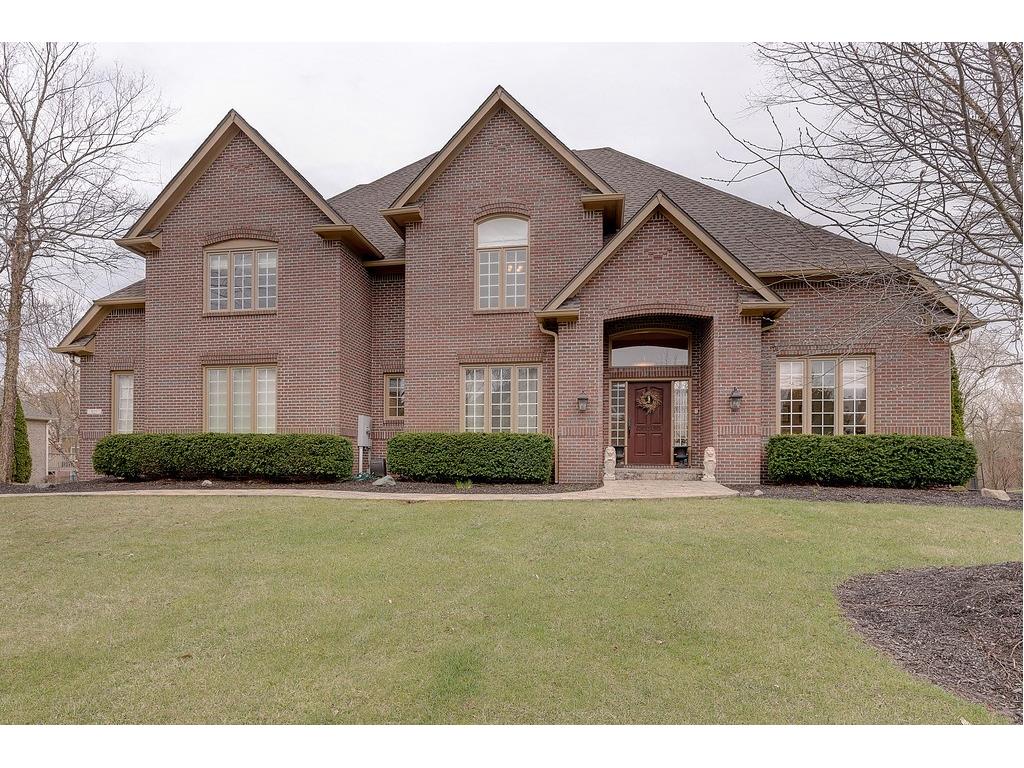 923 Twelve Oaks Drive, Carmel, IN 46032