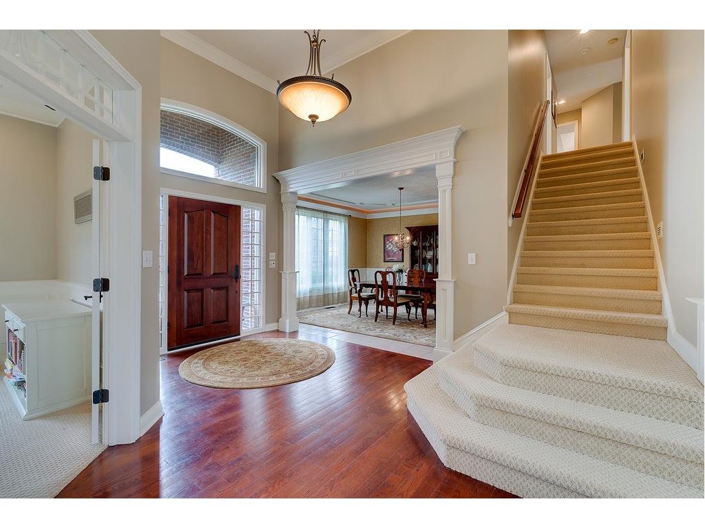 923 Twelve Oaks Drive, Carmel, IN 46032
