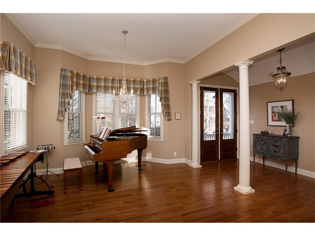 2037 Stanhope Street, Carmel, IN 46032