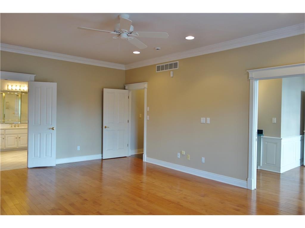 10590 Ditch Road, Carmel, IN 46032