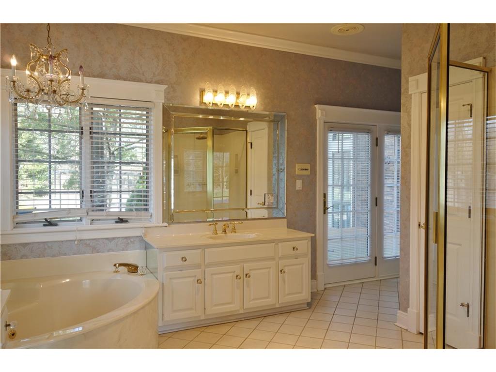 10590 Ditch Road, Carmel, IN 46032