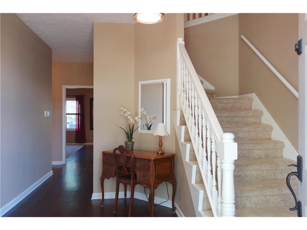 102 E Laredo Way S, Carmel, IN 46032