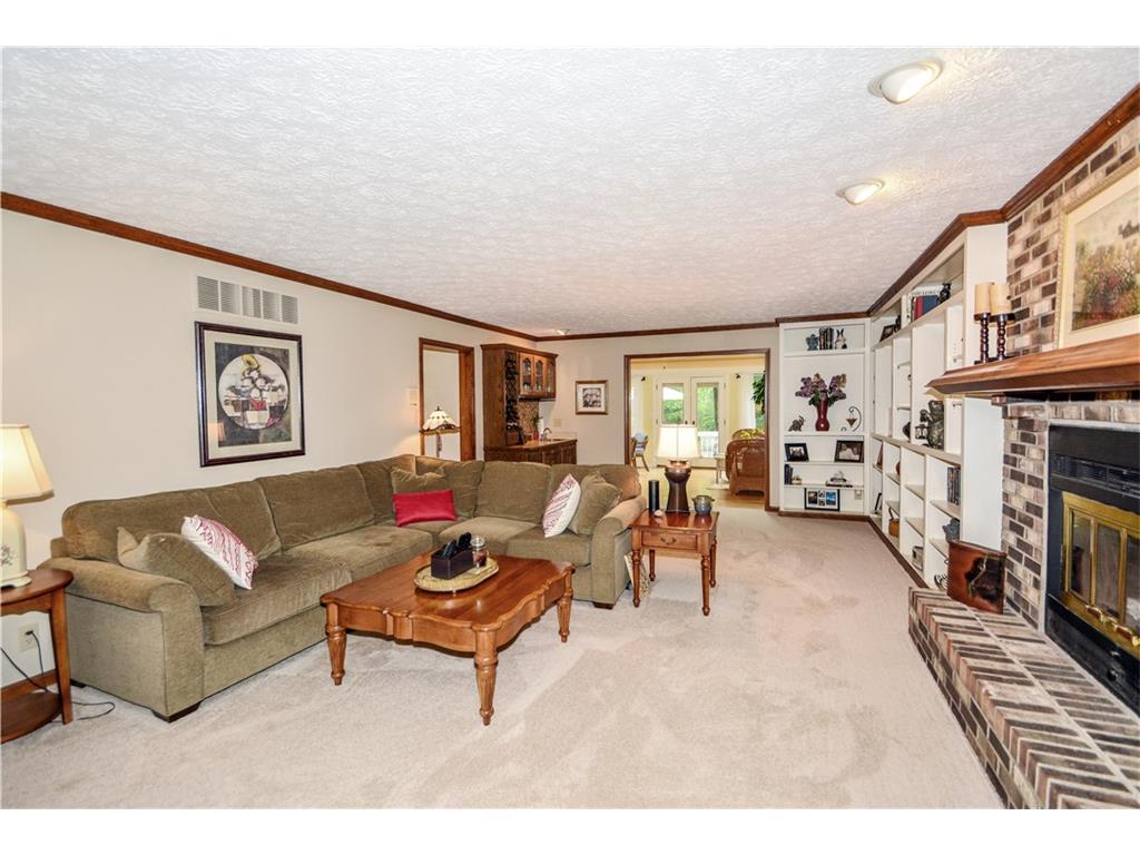 855 Cedarwood Place, Carmel, IN 46032