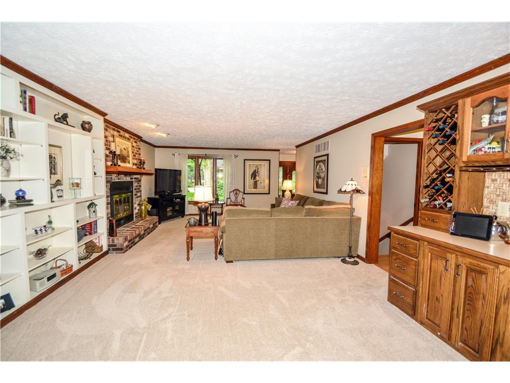 855 Cedarwood Place, Carmel, IN 46032