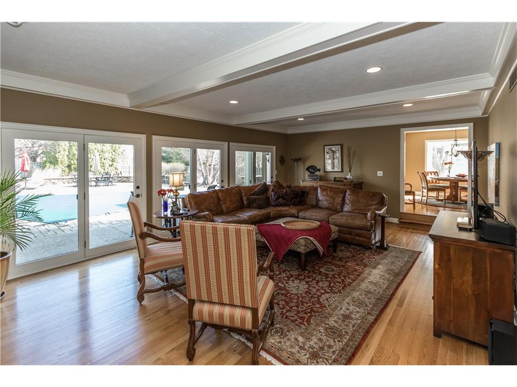 5040 WOODFIELD Drive, Carmel, IN 46033