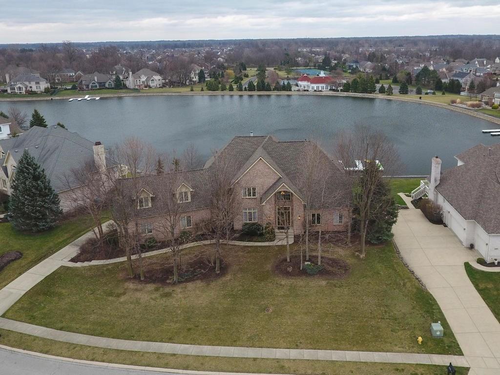 12027 Windpointe Pass, Carmel, IN 46033