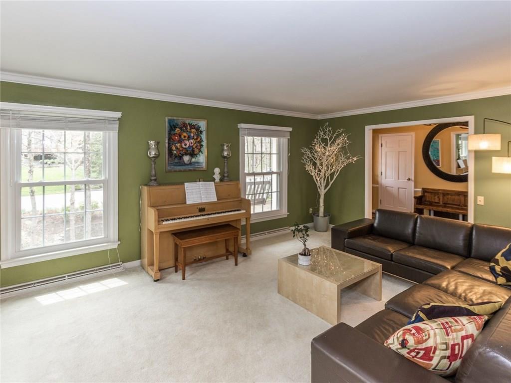 1260 RIDGE Road, Carmel, IN 46033