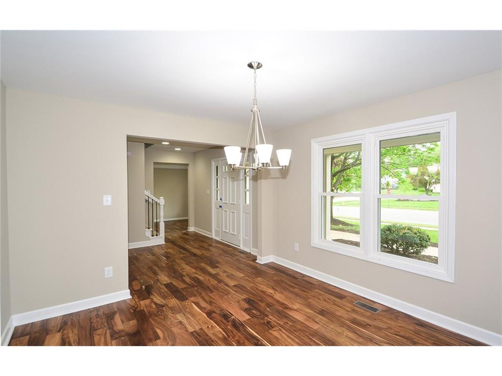 13015 Brookshire Parkway, Carmel, IN 46033