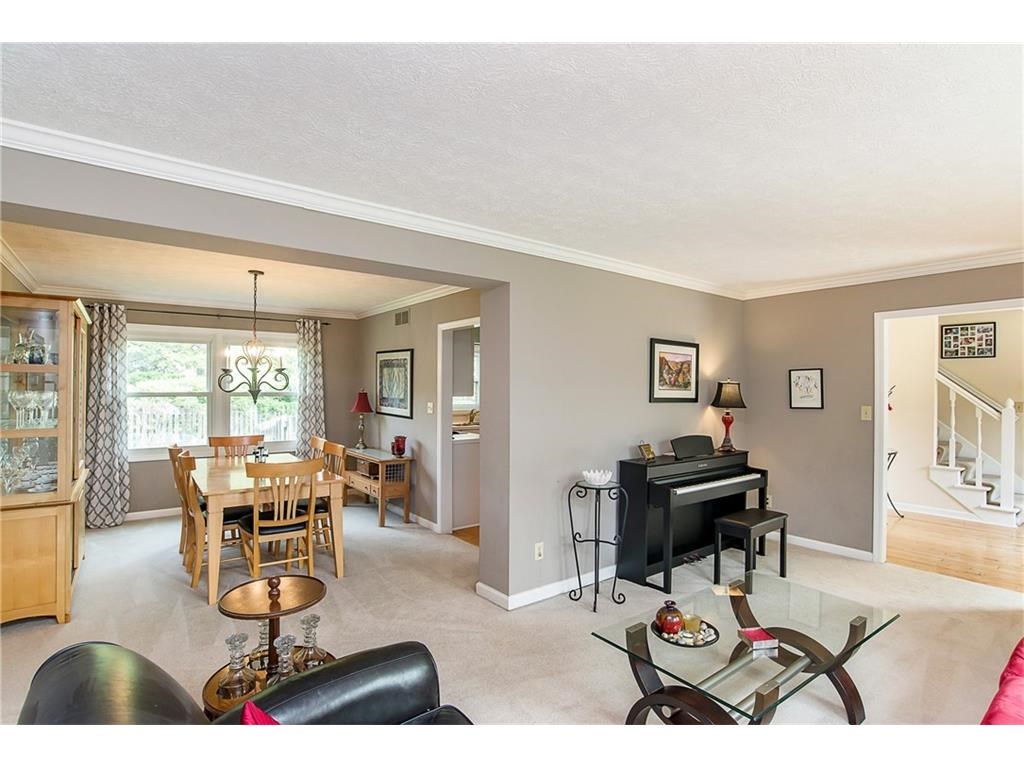 11943 Foxwood Place, Carmel, IN 46033