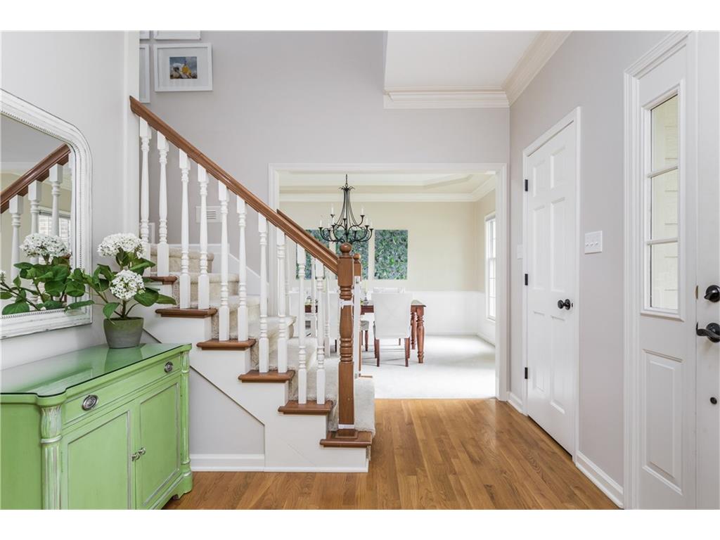 5550 East DOVER Drive, Carmel, IN 46033