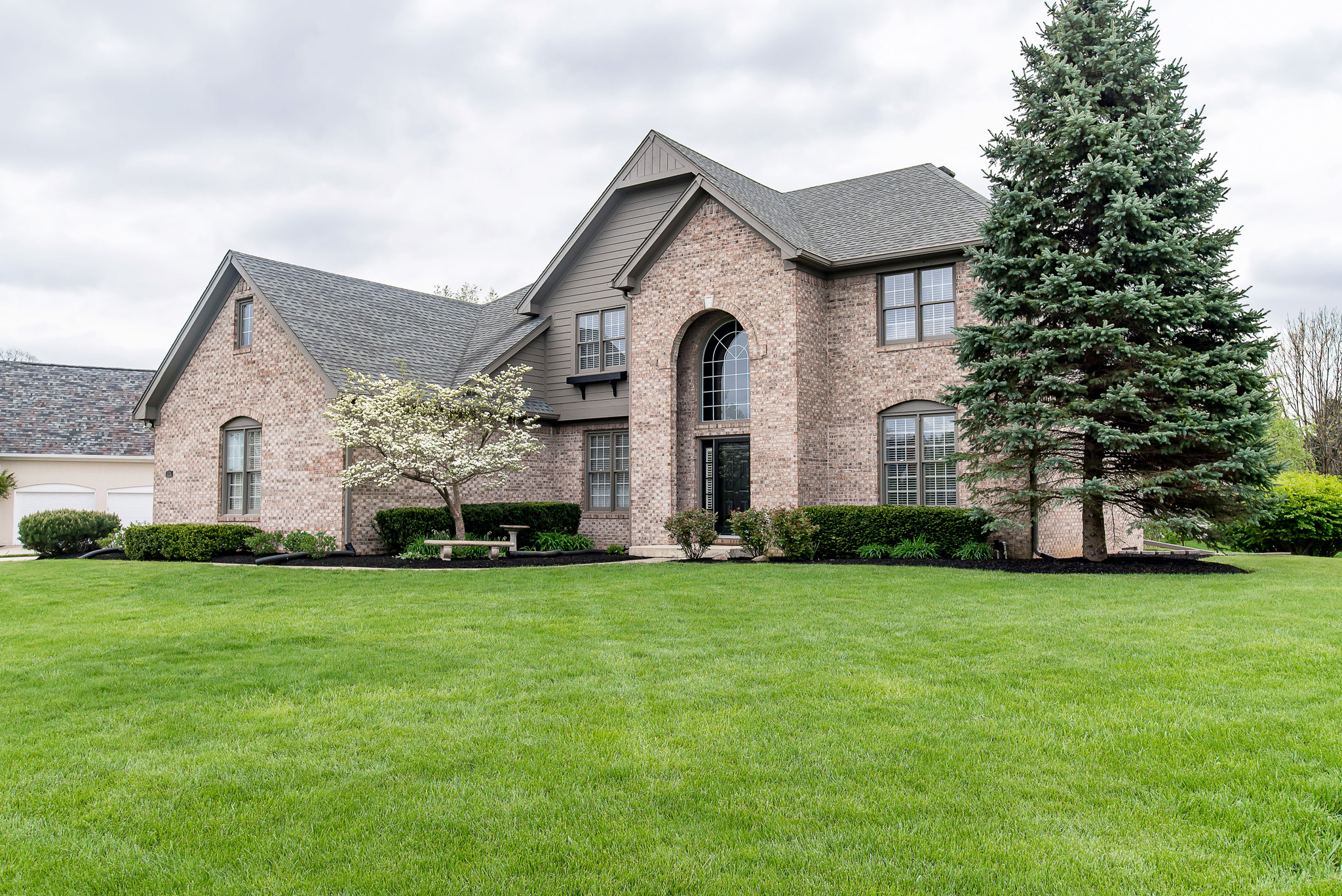 5255 Apache Moon, Carmel, IN 46033