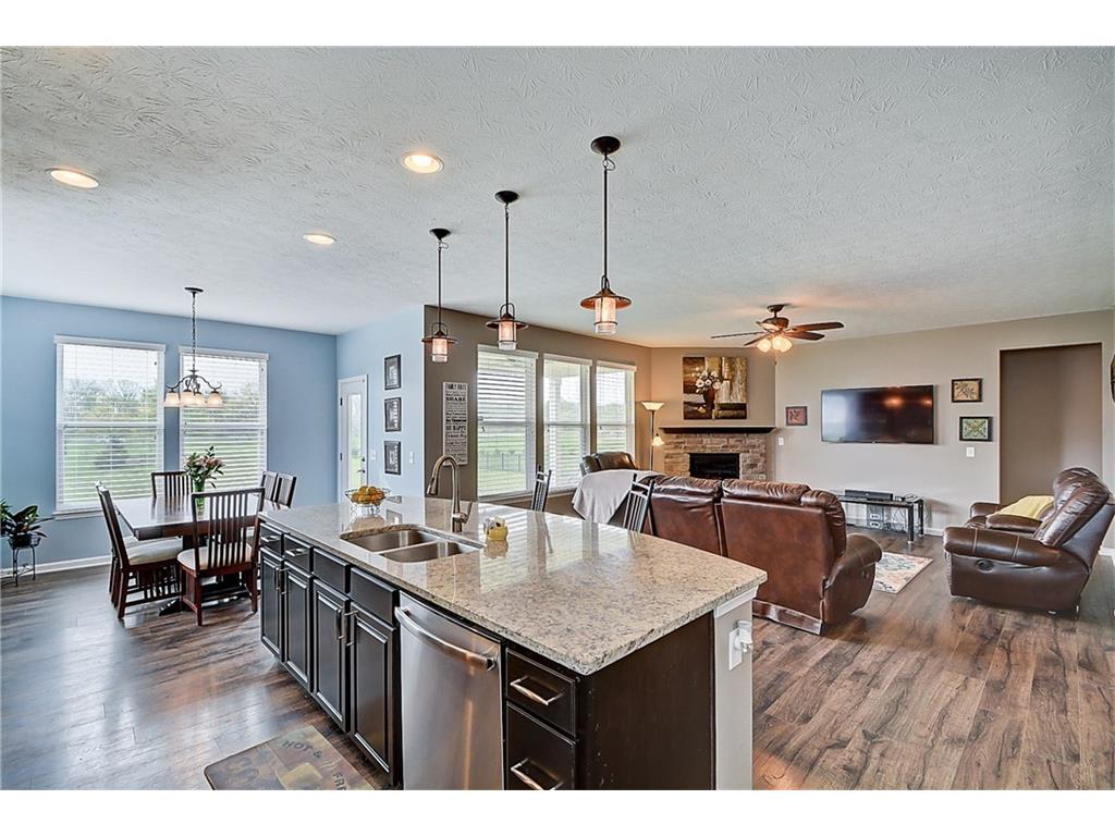 14055 Knightstown Drive E, Carmel, IN 46033