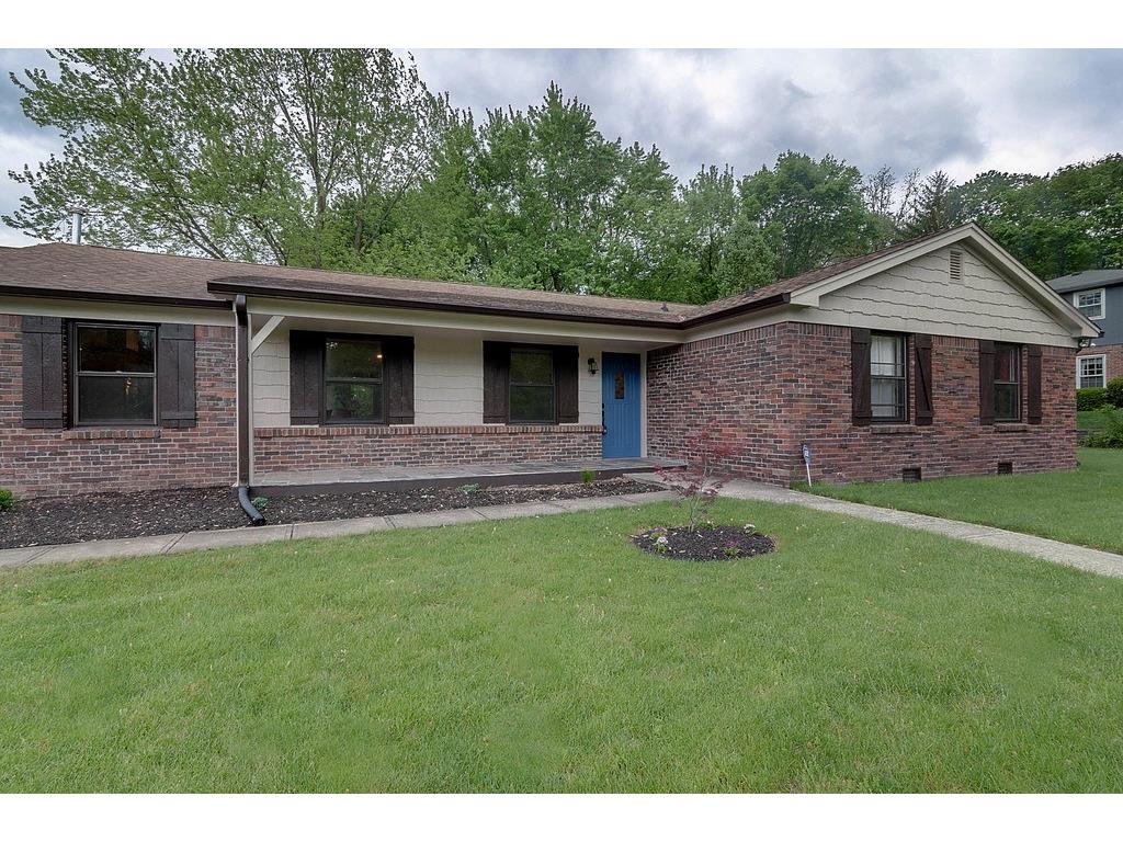 11222 West Lakeshore Drive, Carmel, IN 46033