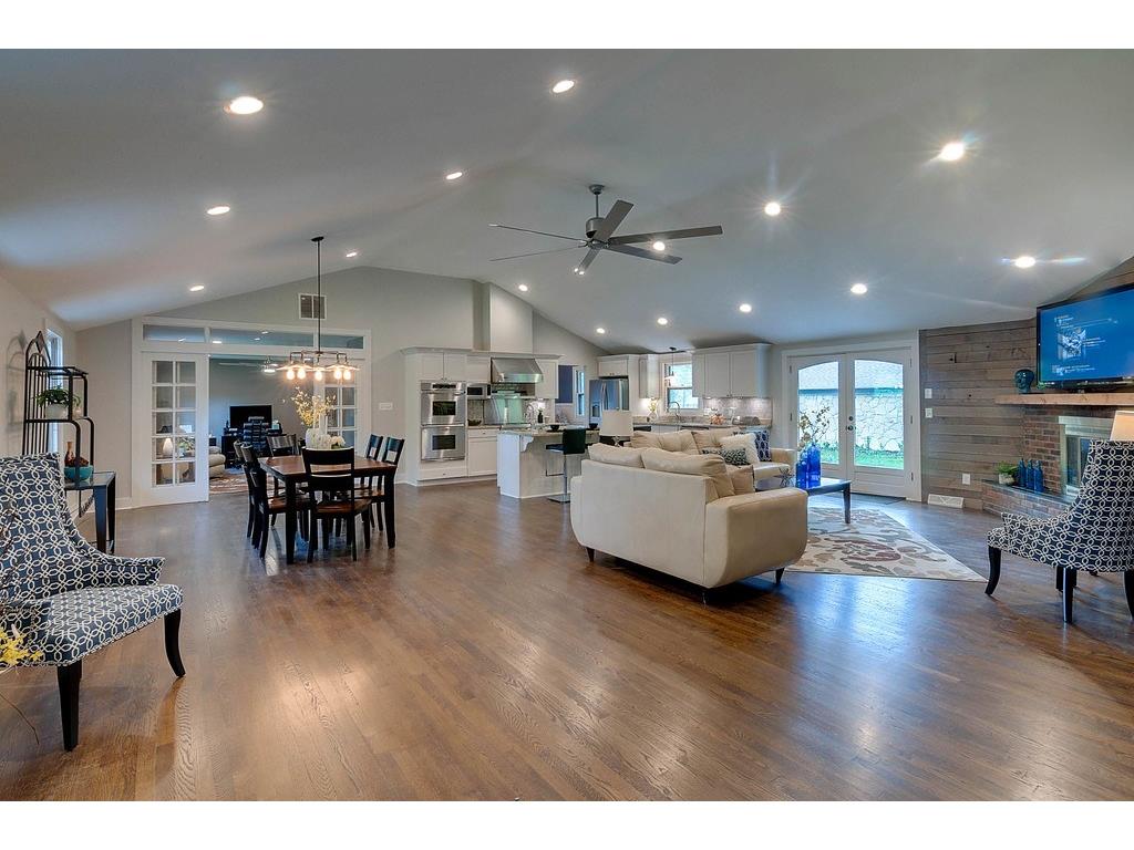 11222 West Lakeshore Drive, Carmel, IN 46033