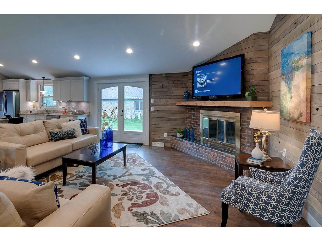 11222 West Lakeshore Drive, Carmel, IN 46033
