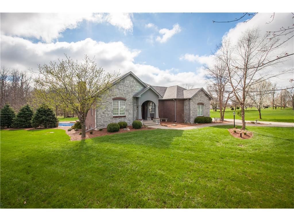 1055 BEAR CUB Drive, Cicero, IN 46034