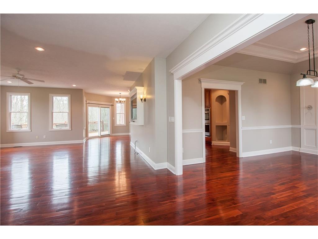 1055 BEAR CUB Drive, Cicero, IN 46034