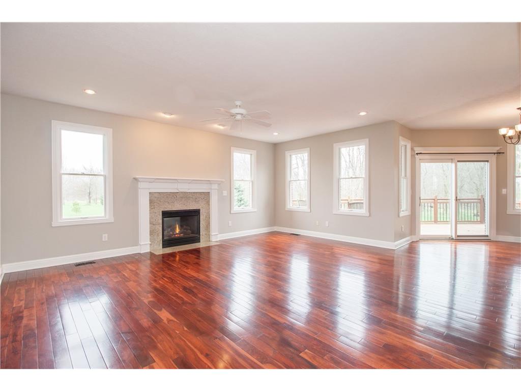 1055 BEAR CUB Drive, Cicero, IN 46034