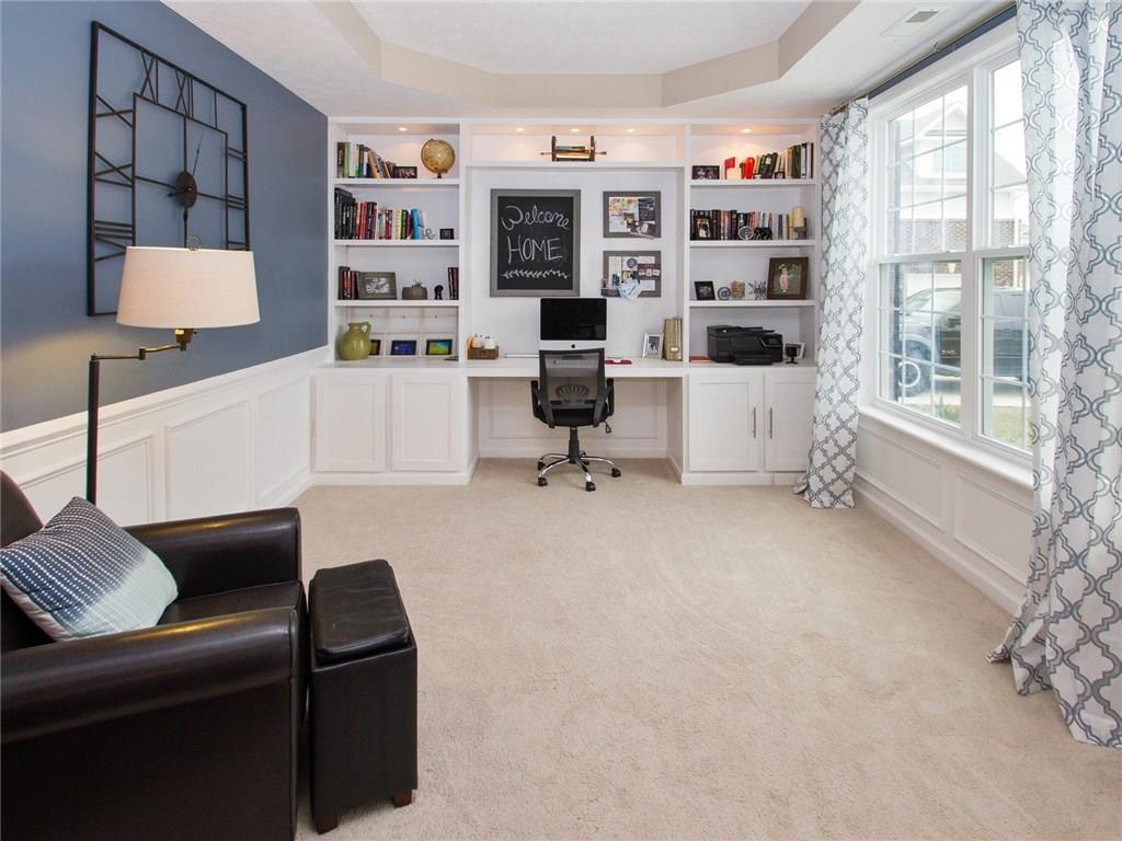 12274 Eddington Place, Fishers, IN 46037