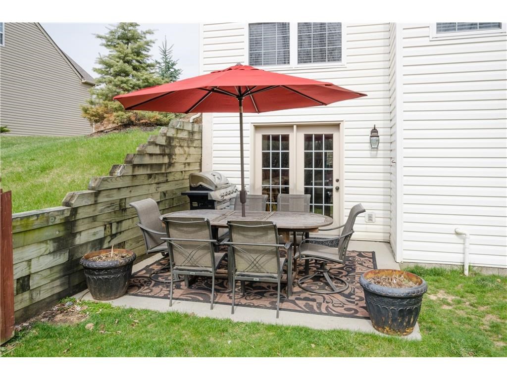 11937 Cross Country Ct, Fishers, IN 46037