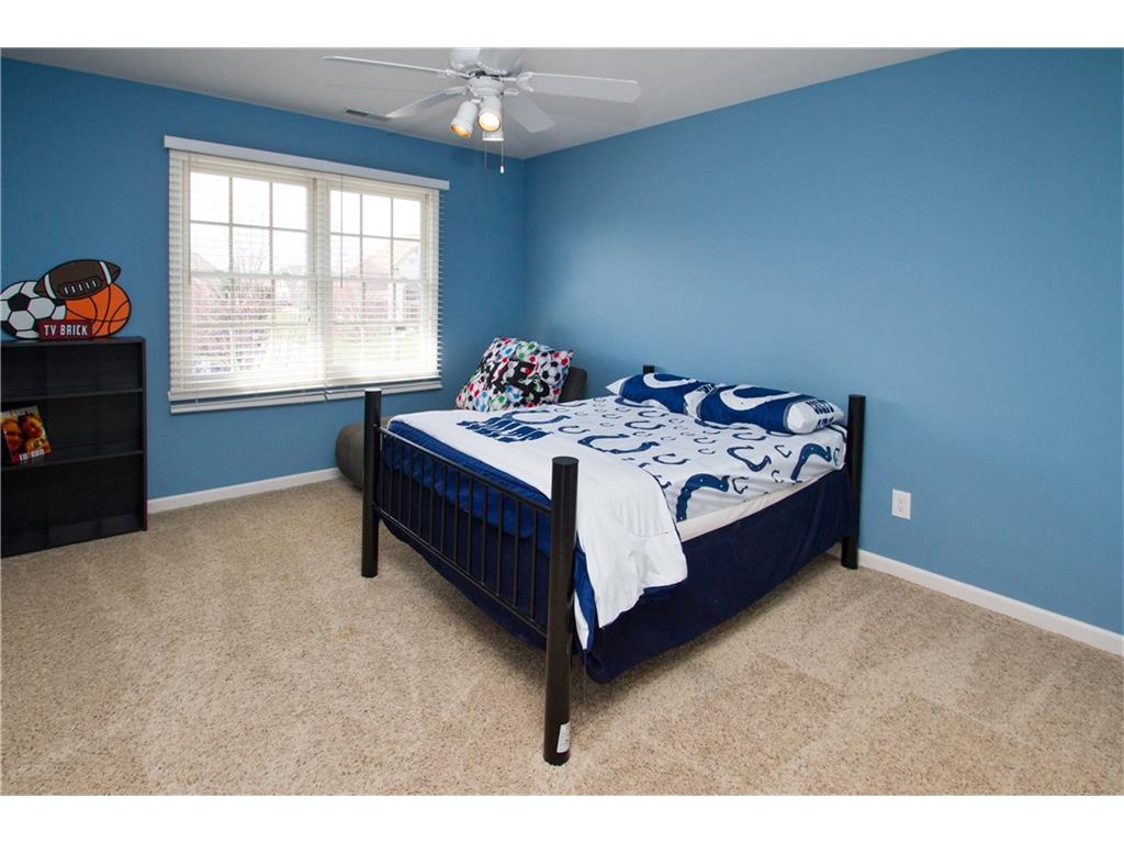 10483 MUIRFIELD Trace, Fishers, IN 46037