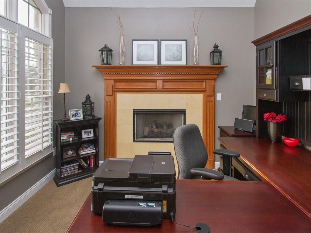 11405 Hawthorn Ridge, Fishers, IN 46037