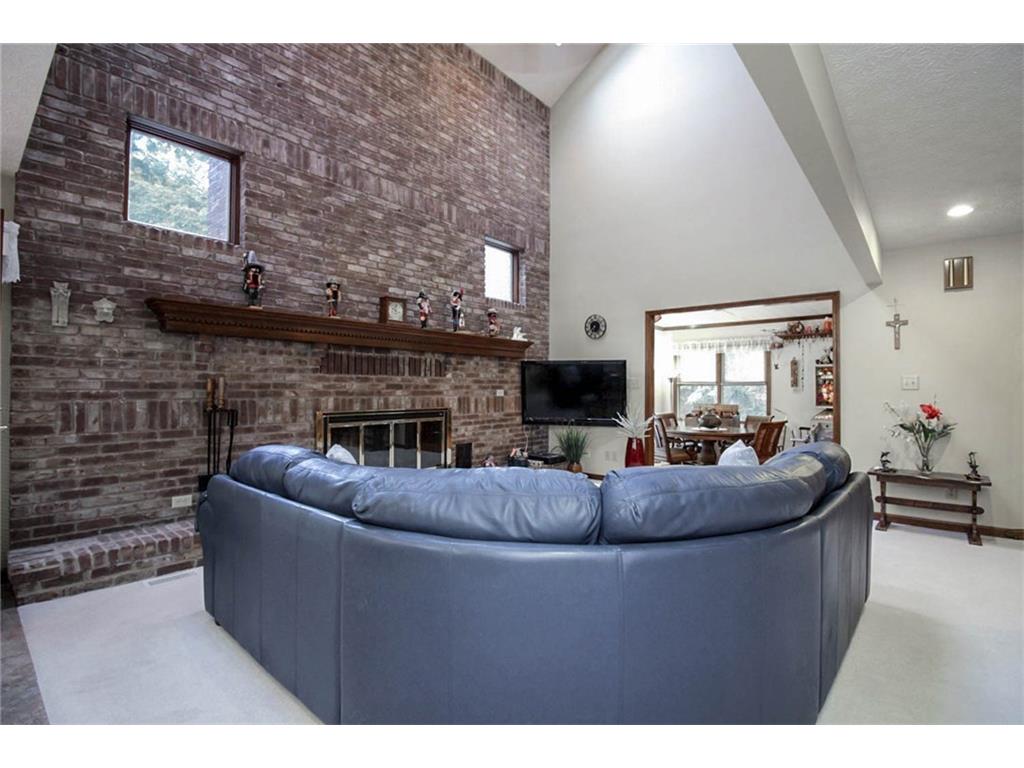 12365 Chateau Court, Fishers, IN 46037