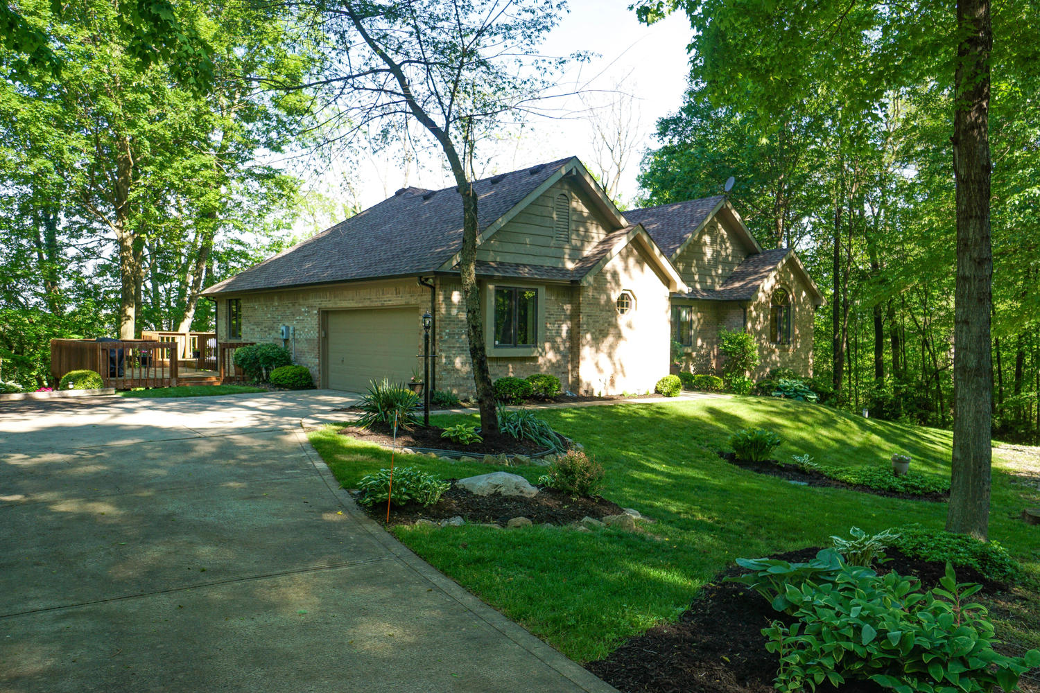 115 Pinehurst Avenue, Fishers, IN 46037
