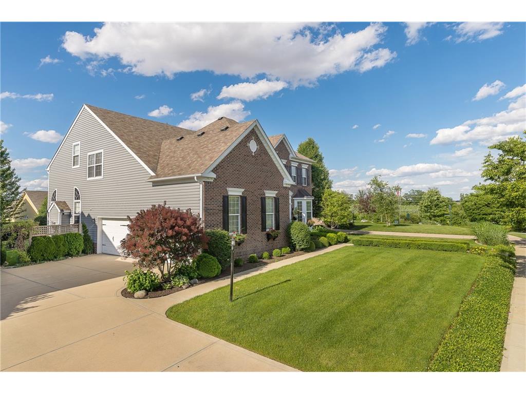 13690 Alston Drive, Fishers, IN 46037