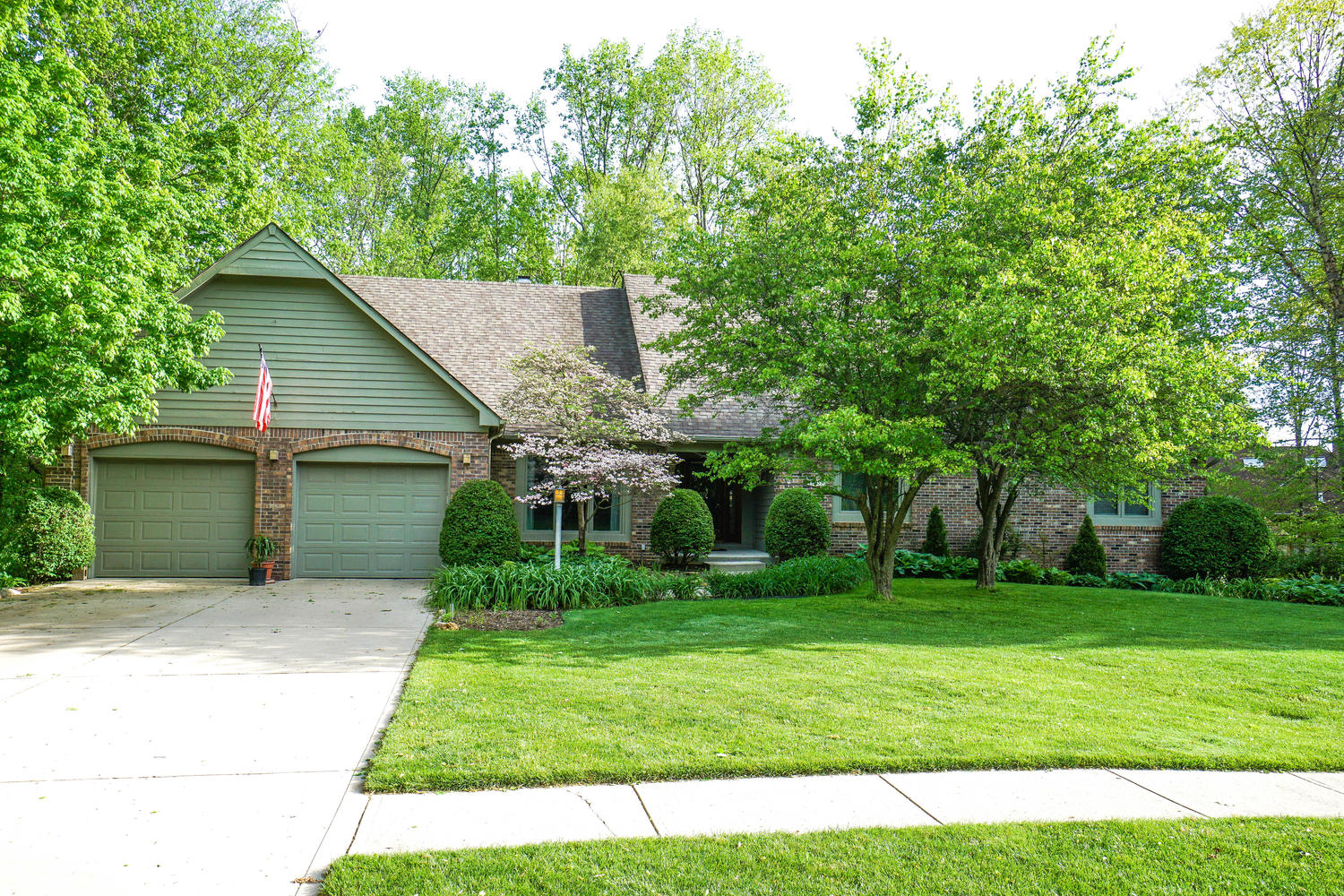 12952 Fawns Ridge, Fishers, IN 46038