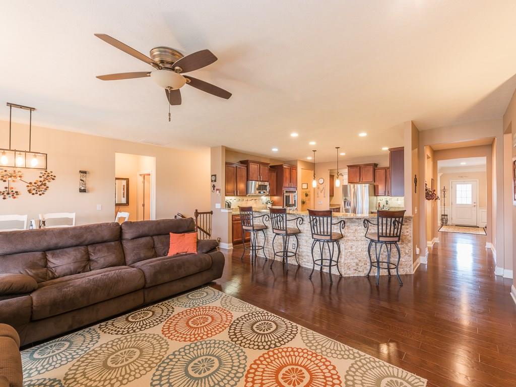 9895 Win Star Way, Fishers, IN 46040