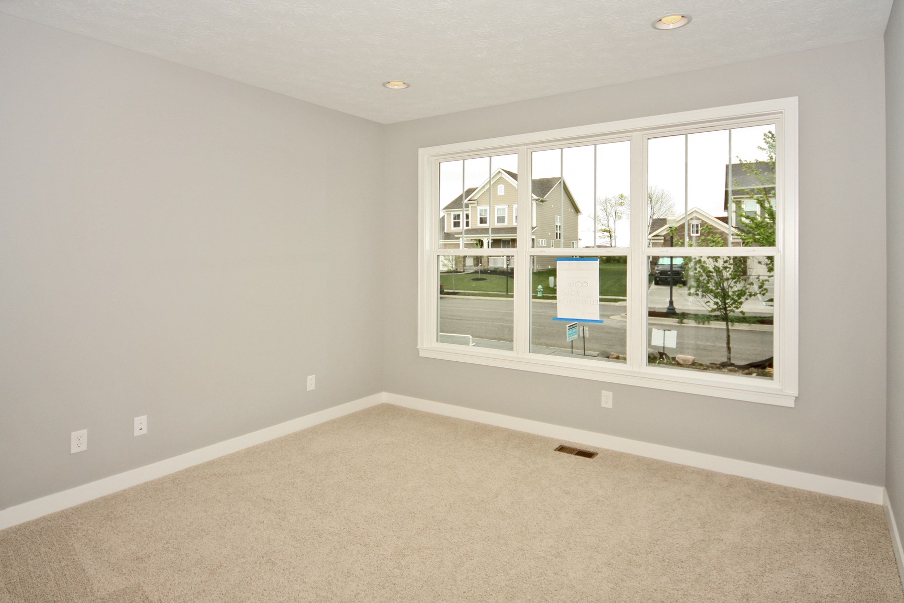 10226 Cloverbank Drive, Fortville, IN 46040
