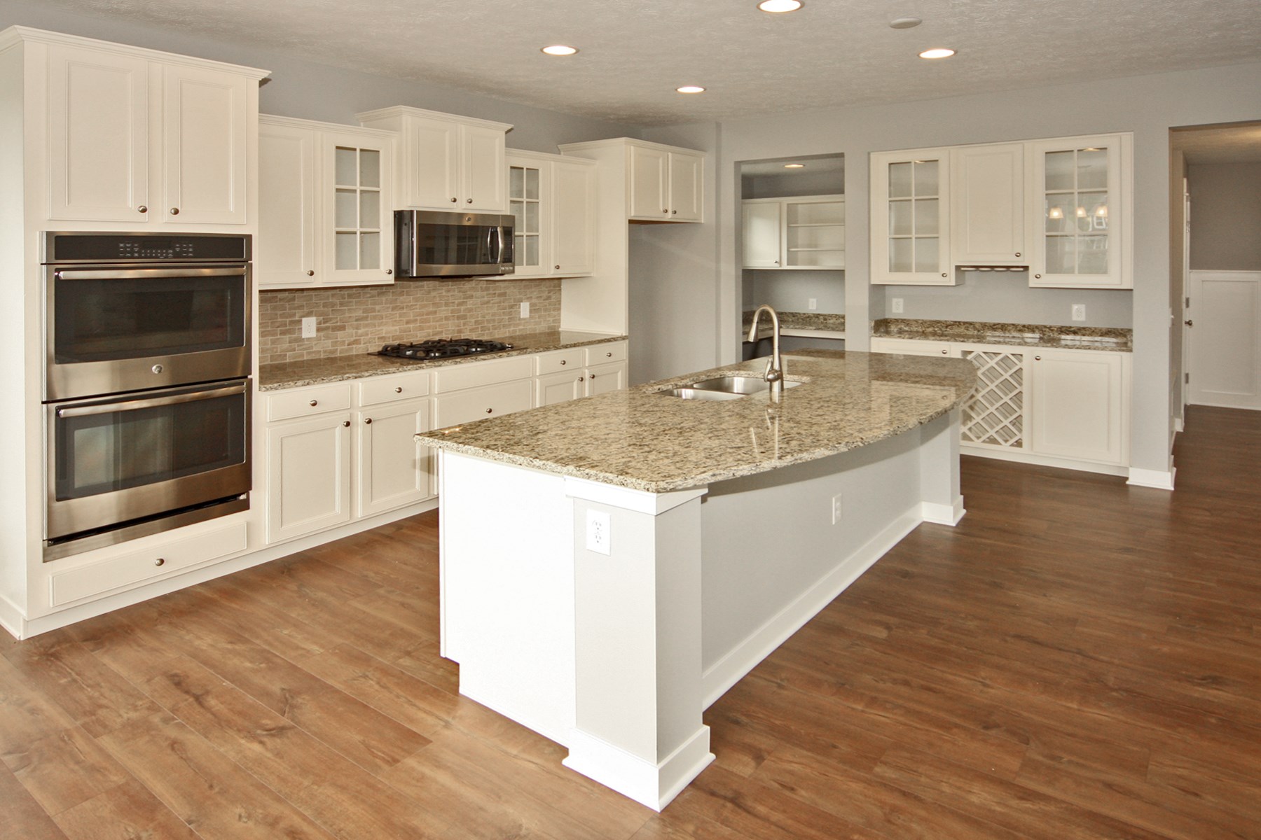 10226 Cloverbank Drive, Fortville, IN 46040