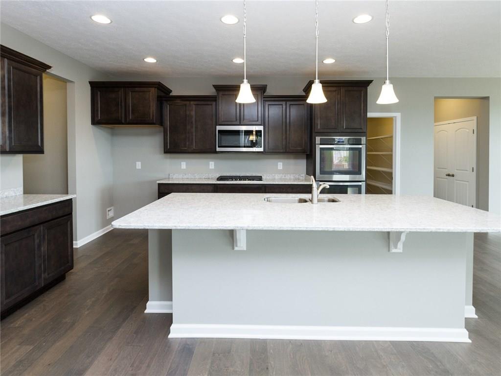 10598 Kensington Lane, Fishers, IN 46040